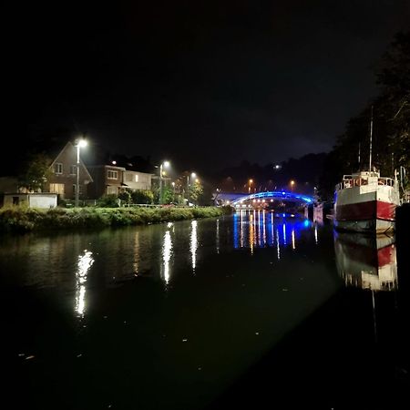 Gite Le Sambre Thuin Eksteriør bilde